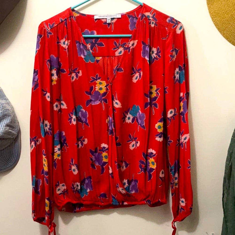 Adorable faux wrap floral blouse